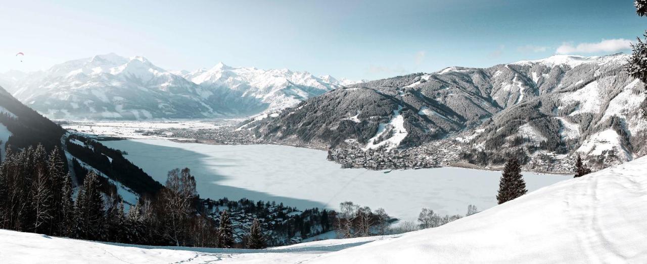 Simone'S Platzerl - Inklusive Taeglichem Freien Eintritt Tauern Spa - Nur 5 Gehminuten, Sommerkarte, Privatem Garten Mit Schwimmteich, Grill Und Saunabereich Kaprun Exterior photo